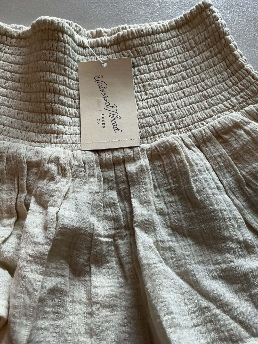 Universal Thread Ruffle Mini Skirt Size XS Tan - Picture 2 of 4